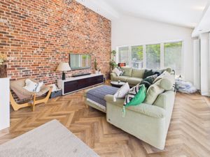 Living Room- click for photo gallery